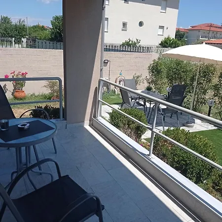 Case de vacanță Art *